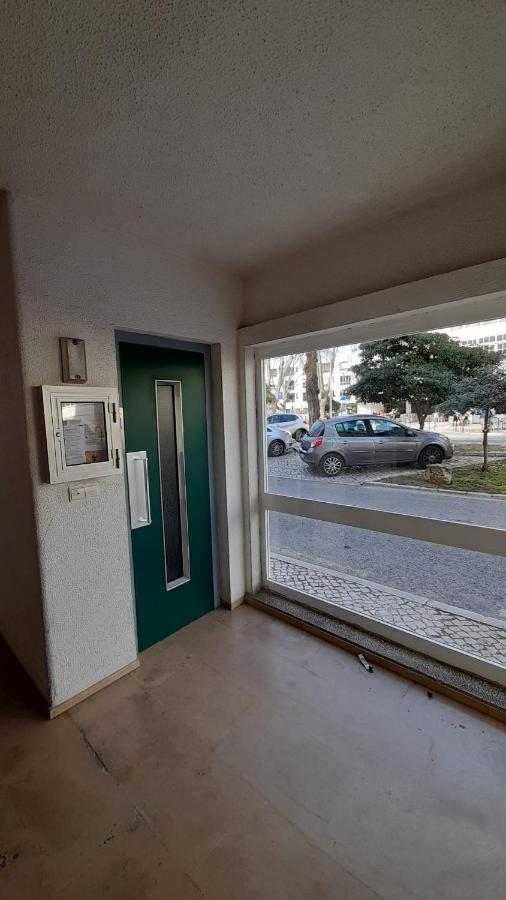 Carcavelos Surf Beach House Экстерьер фото